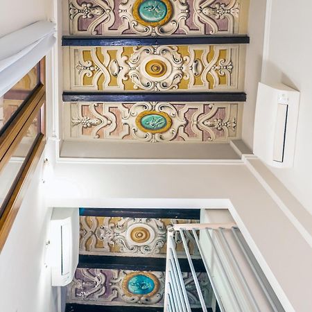 شقة Charming Frescoed Loft بولونيا المظهر الخارجي الصورة