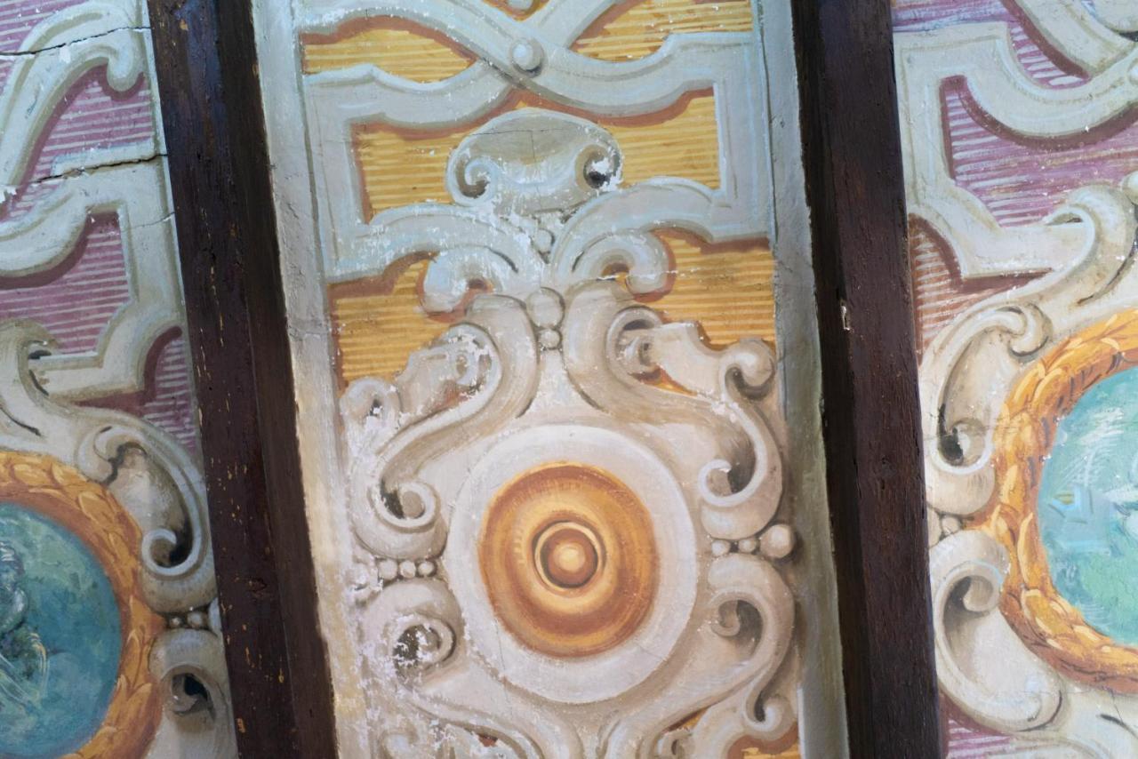 شقة Charming Frescoed Loft بولونيا المظهر الخارجي الصورة