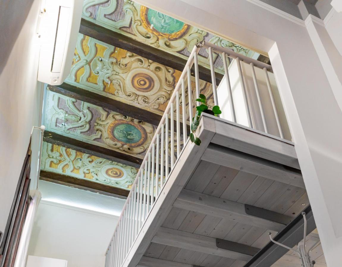 شقة Charming Frescoed Loft بولونيا المظهر الخارجي الصورة